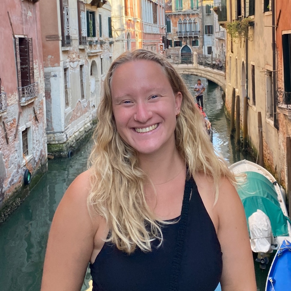 Meet your Posher, Sara